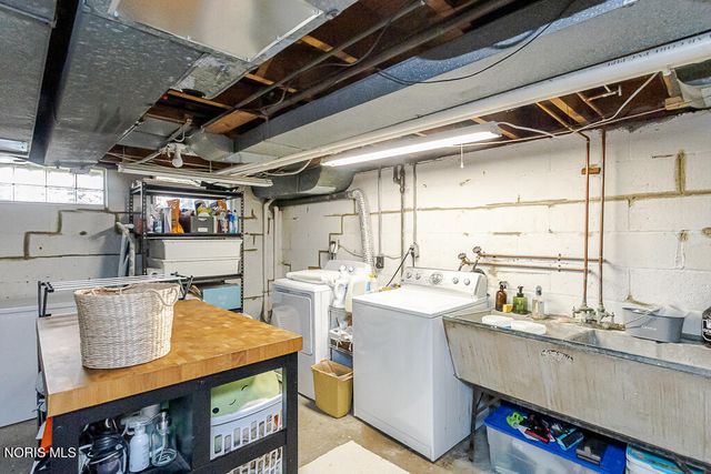 4337 Beverly Drive, Toledo, OH 43614