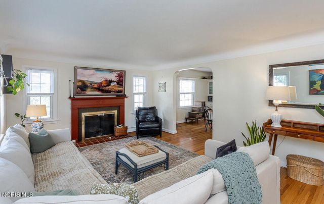 4337 Beverly Drive, Toledo, OH 43614