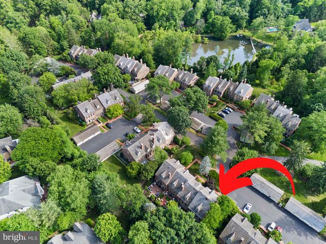 1100 QUINARD CT, Ambler, PA 19002