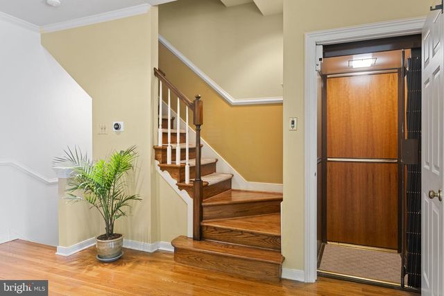 1100 QUINARD CT, Ambler, PA 19002