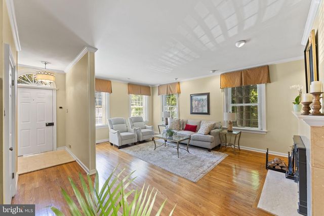1100 QUINARD CT, Ambler, PA 19002