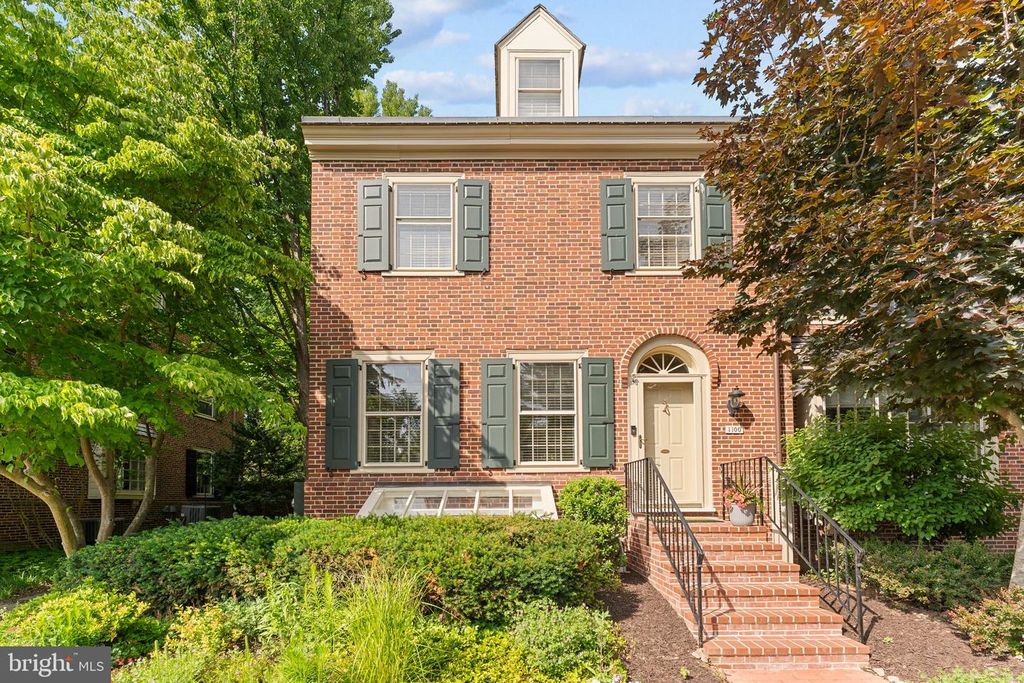 1100 QUINARD CT, Ambler, PA 19002