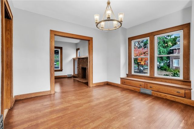 142 E Garfield Ave, New Castle, PA 16105