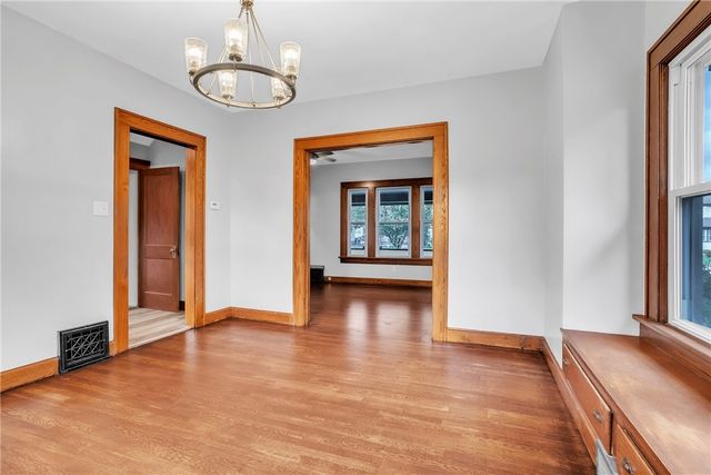 142 E Garfield Ave, New Castle, PA 16105