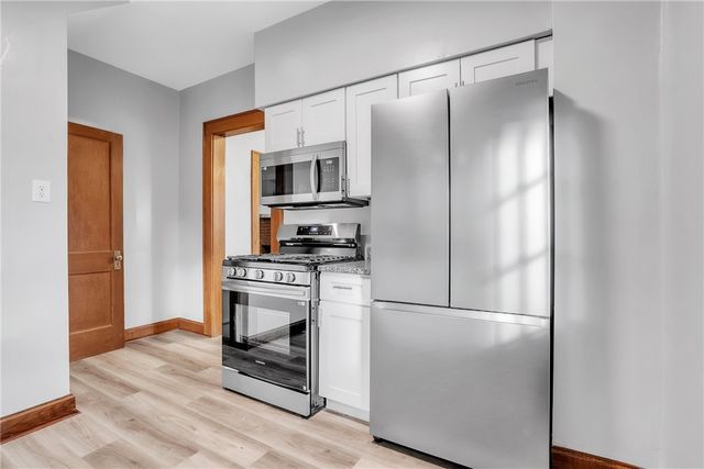 142 E Garfield Ave, New Castle, PA 16105