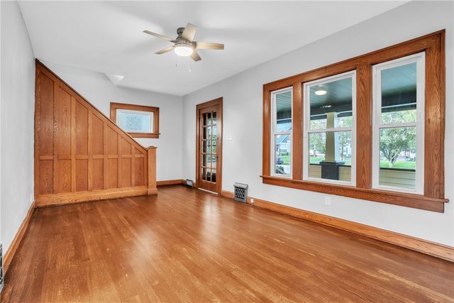 142 E Garfield Ave, New Castle, PA 16105