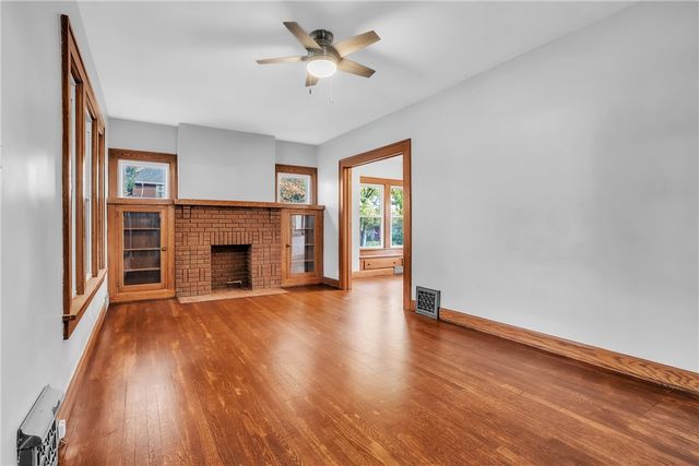 142 E Garfield Ave, New Castle, PA 16105