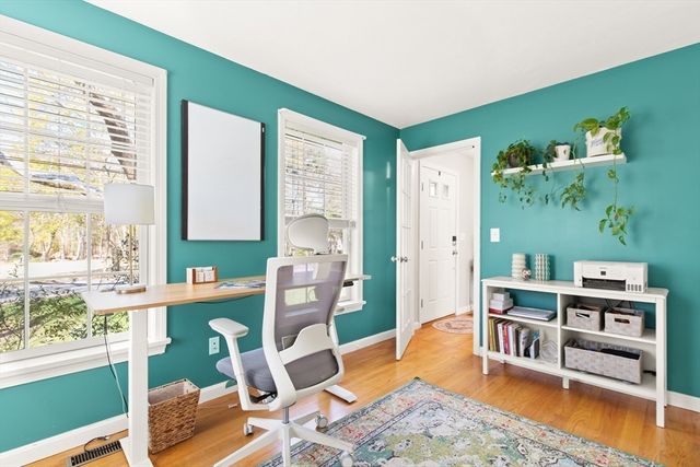 16 Pine St, Easton, MA 02375