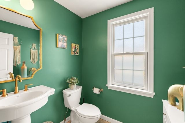 16 Pine St, Easton, MA 02375