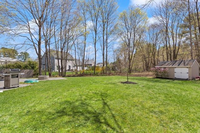 16 Pine St, Easton, MA 02375