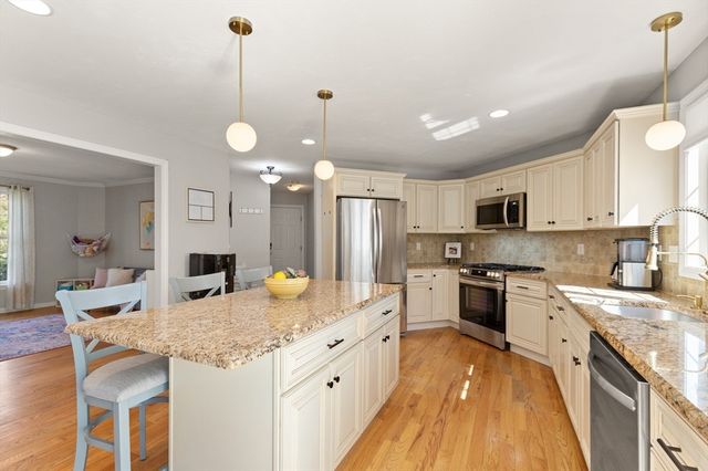 16 Pine St, Easton, MA 02375