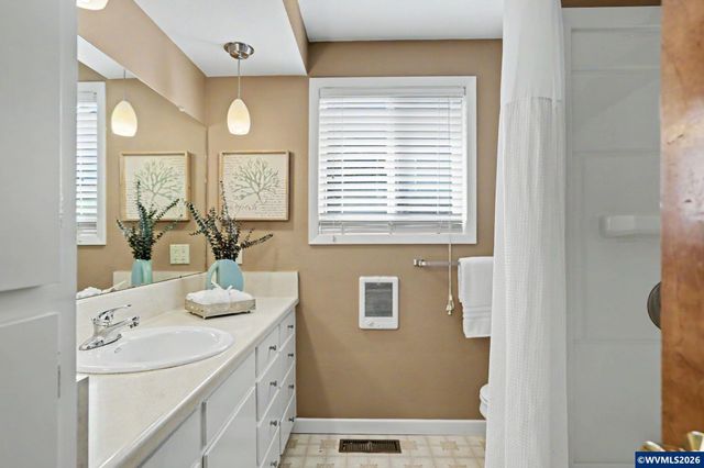 1726 Ewald Av SE, Salem, OR 97302