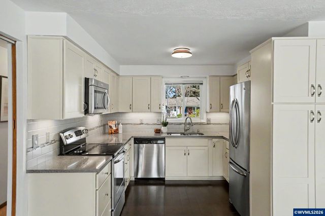 1726 Ewald Av SE, Salem, OR 97302