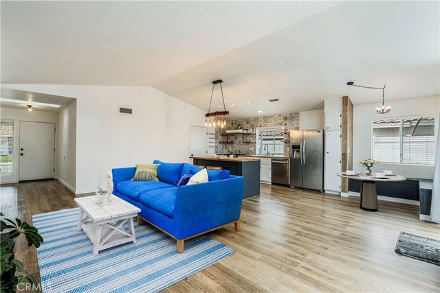 28820 Corte Suerte, Menifee, CA 92584