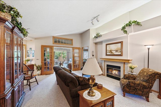 736 85th Lane NW, Coon Rapids, MN 55433