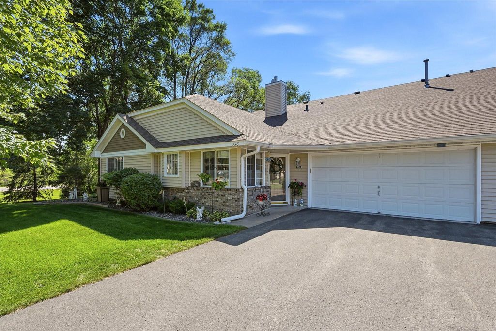 736 85th Lane NW, Coon Rapids, MN 55433