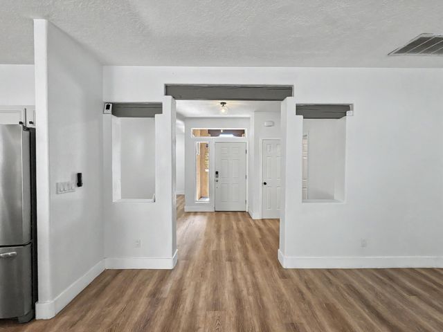 10215 Marin Drive NW, Albuquerque, NM 87114