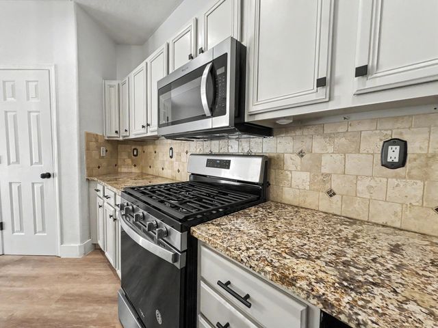10215 Marin Drive NW, Albuquerque, NM 87114