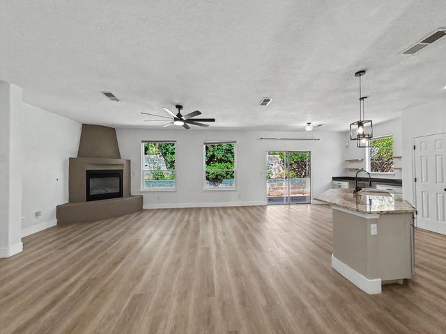 10215 Marin Drive NW, Albuquerque, NM 87114