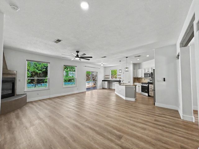 10215 Marin Drive NW, Albuquerque, NM 87114