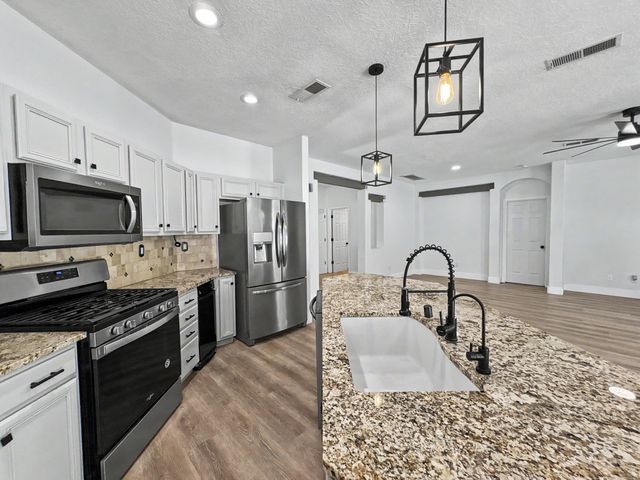 10215 Marin Drive NW, Albuquerque, NM 87114