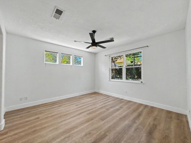 10215 Marin Drive NW, Albuquerque, NM 87114