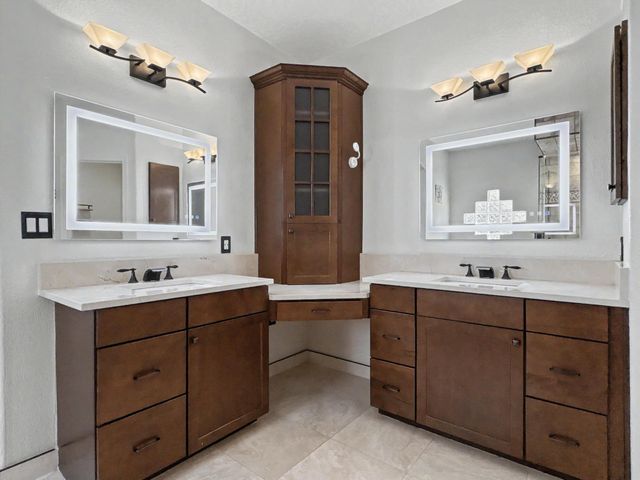 10215 Marin Drive NW, Albuquerque, NM 87114