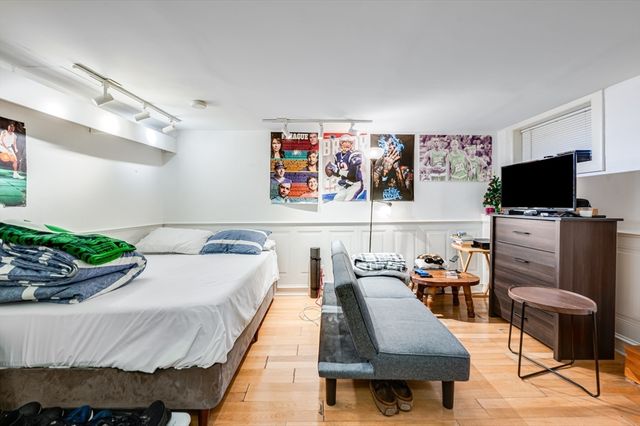 6 Goodwin Place B, Boston, MA 02114