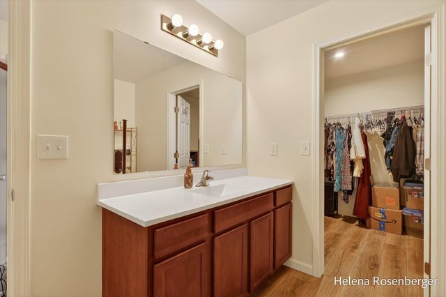 1700 Harper Grove Lane, Vicksburg, MI 49097