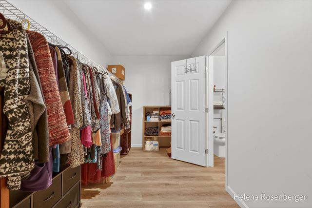 1700 Harper Grove Lane, Vicksburg, MI 49097