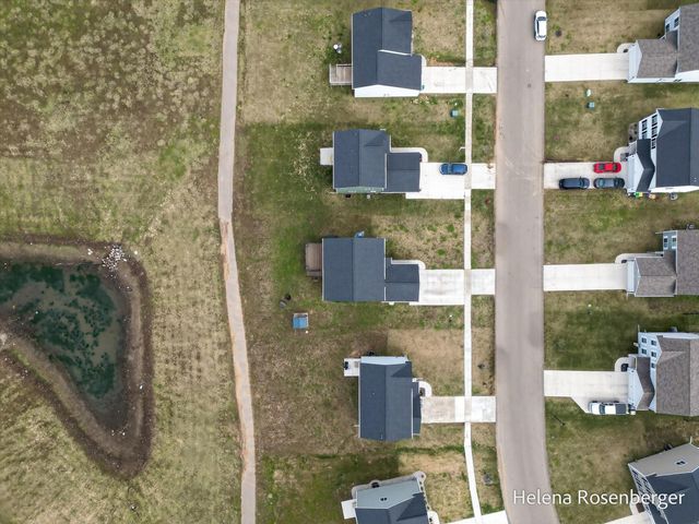 1700 Harper Grove Lane, Vicksburg, MI 49097