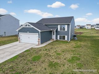 1700 Harper Grove Lane, Vicksburg, MI 49097