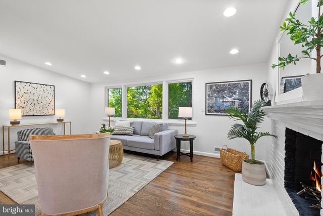 2954 VIEWPOINT RD, Alexandria, VA 22314