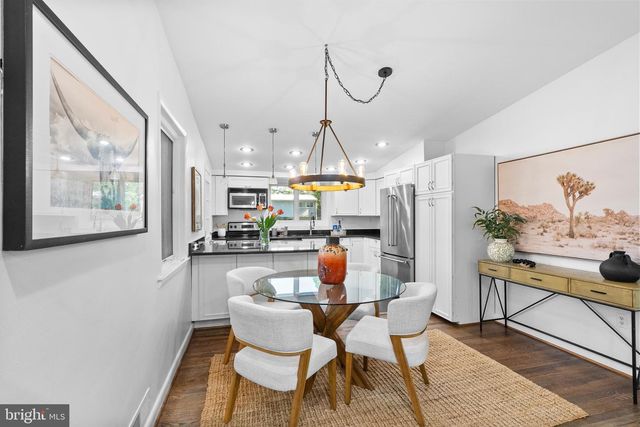 2954 VIEWPOINT RD, Alexandria, VA 22314