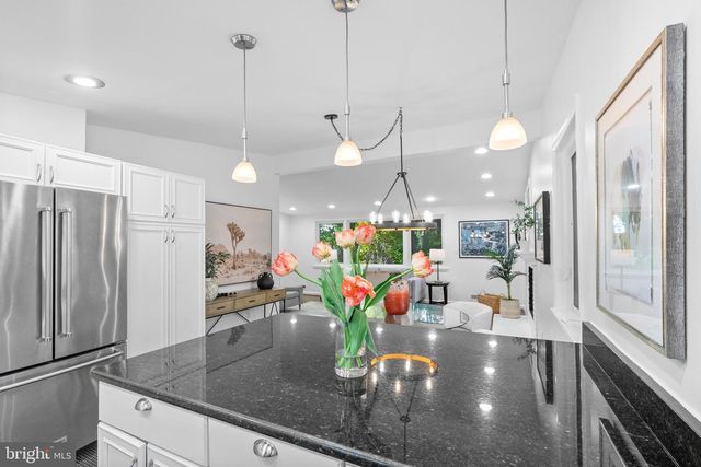 2954 VIEWPOINT RD, Alexandria, VA 22314