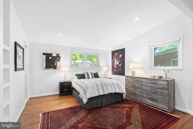 2954 VIEWPOINT RD, Alexandria, VA 22314