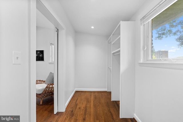2954 VIEWPOINT RD, Alexandria, VA 22314