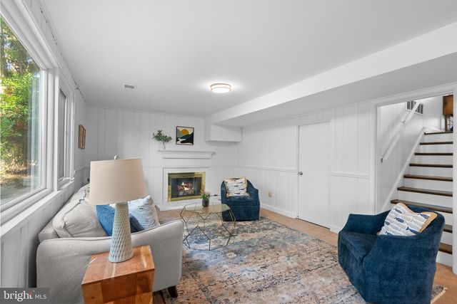 2954 VIEWPOINT RD, Alexandria, VA 22314