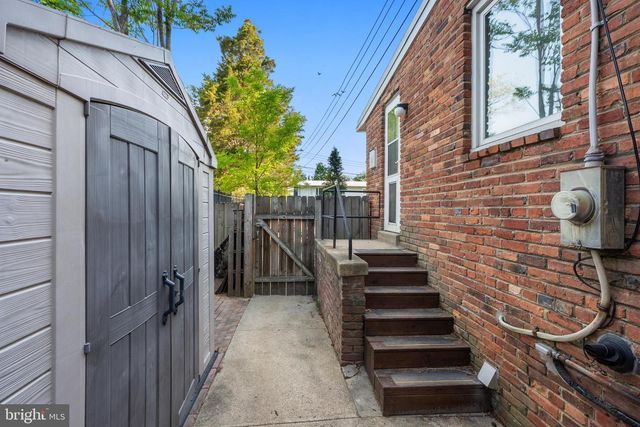 2954 VIEWPOINT RD, Alexandria, VA 22314