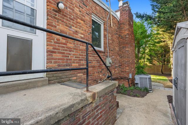 2954 VIEWPOINT RD, Alexandria, VA 22314