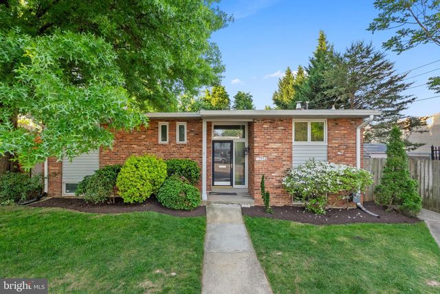 2954 VIEWPOINT RD, Alexandria, VA 22314