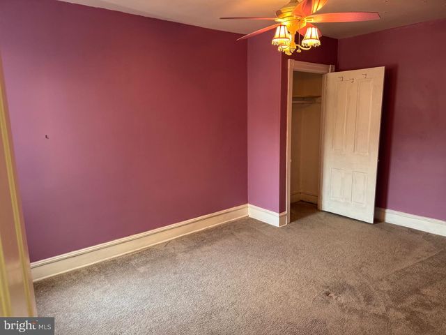 52 HILLSIDE AVE, Souderton, PA 18964