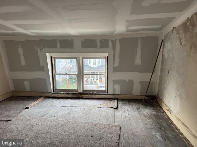 52 HILLSIDE AVE, Souderton, PA 18964