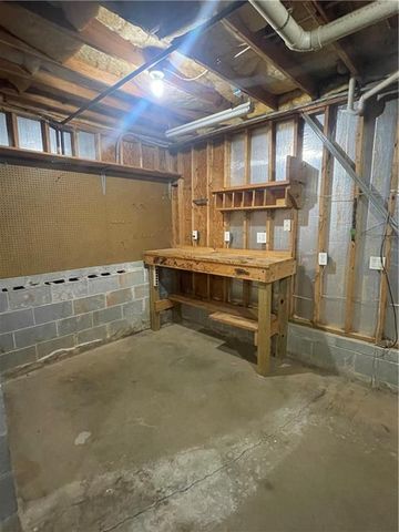 15 Glenmark Drive, Dallas, GA 30157