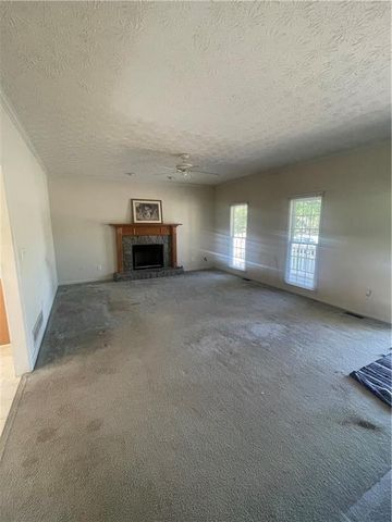 15 Glenmark Drive, Dallas, GA 30157