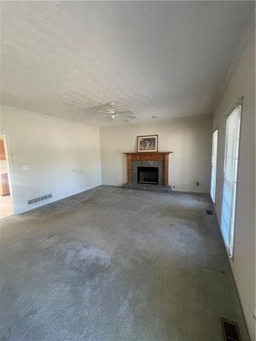 15 Glenmark Drive, Dallas, GA 30157