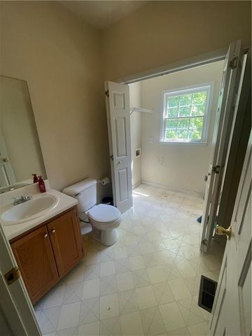 15 Glenmark Drive, Dallas, GA 30157