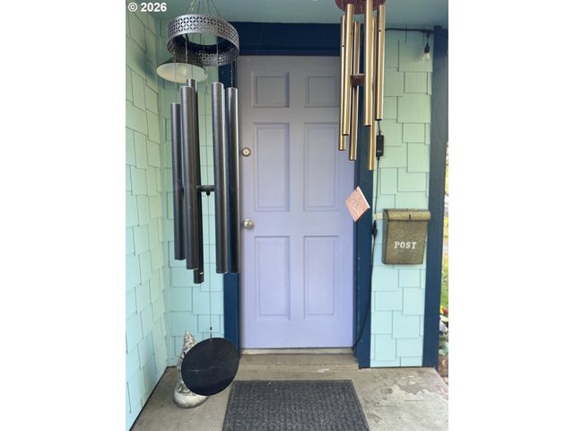 1119 A St, Springfield, OR 97477