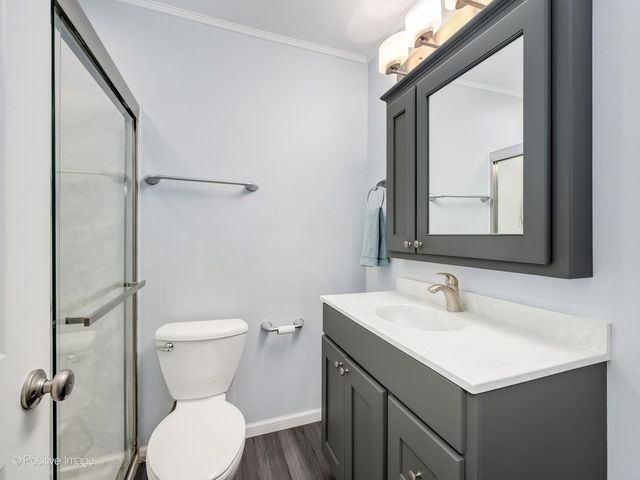5530 E Lake Drive 98B, Lisle, IL 60532