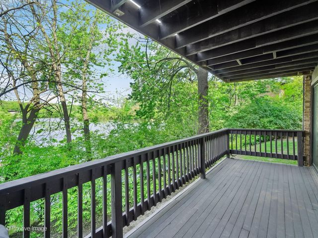 5530 E Lake Drive 98B, Lisle, IL 60532